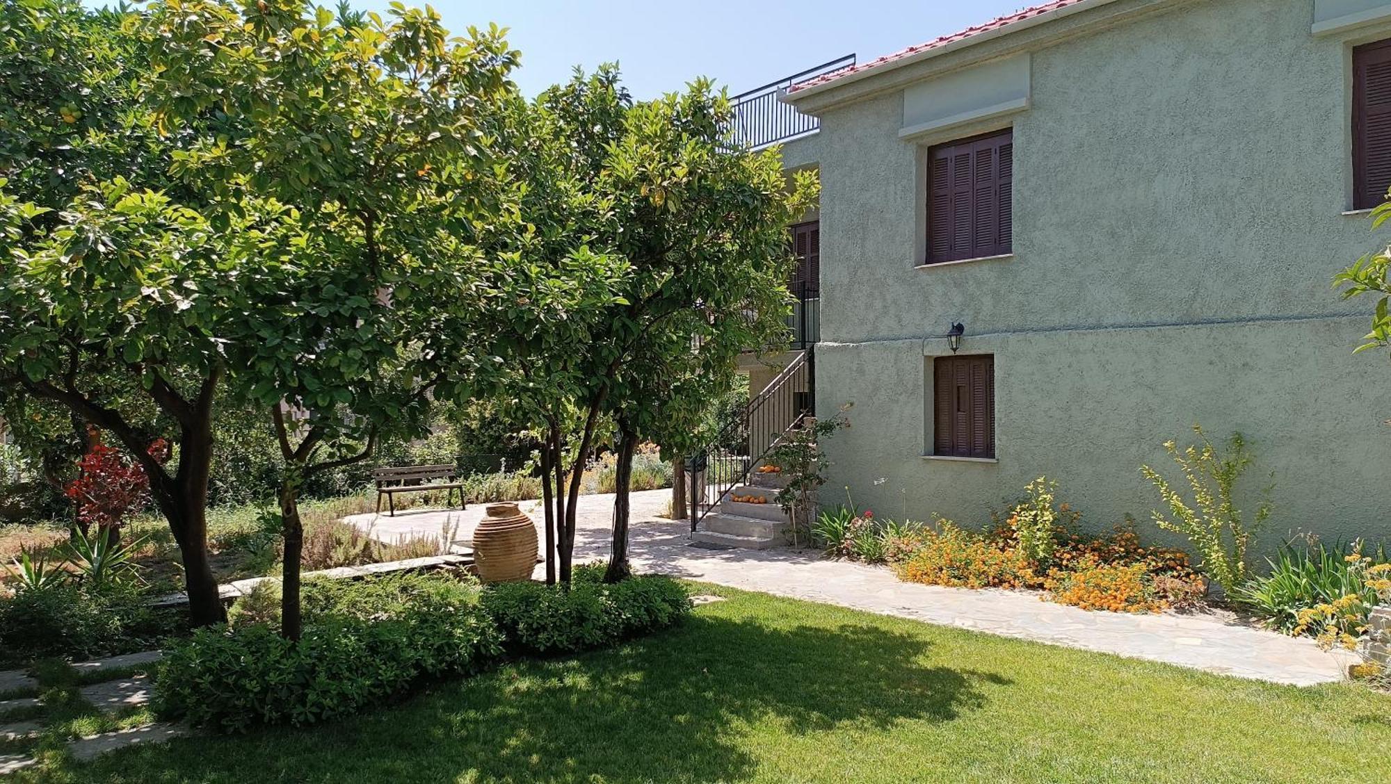 Betty'S Garden House Villa Nea Anchialos Ngoại thất bức ảnh